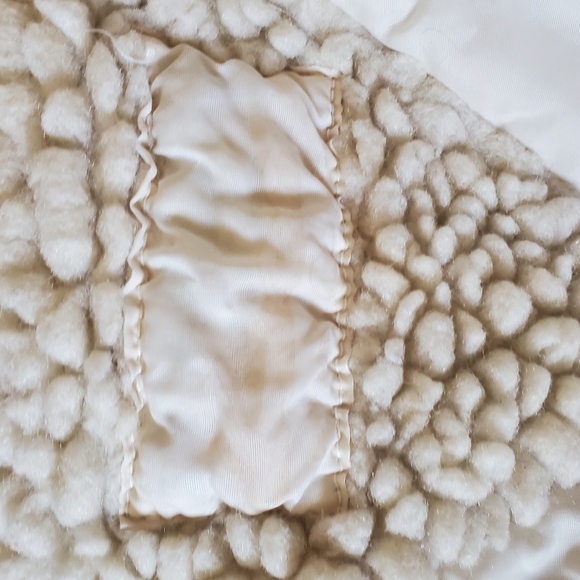 1980s cream coat medium - Picture 9 of 11